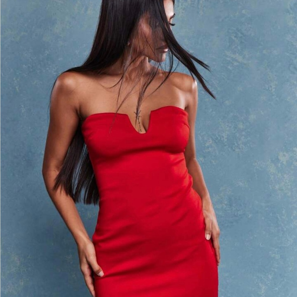 Missguided Vibrant Red Strapless Dress